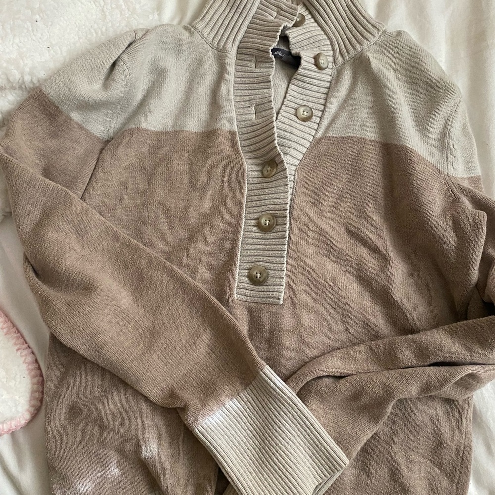 Eddie Bauer Gray Knit Sweater